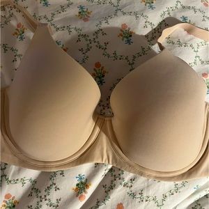 Skims t shirt demi bra - never worn- perfect condition